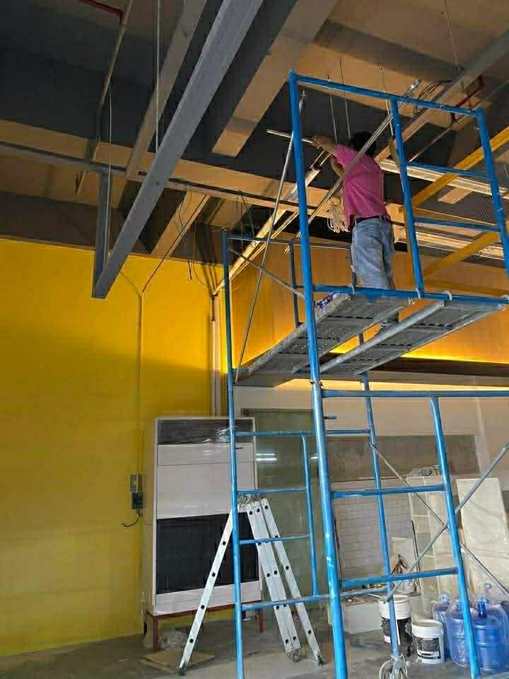 Commercial HVAC ceiling work